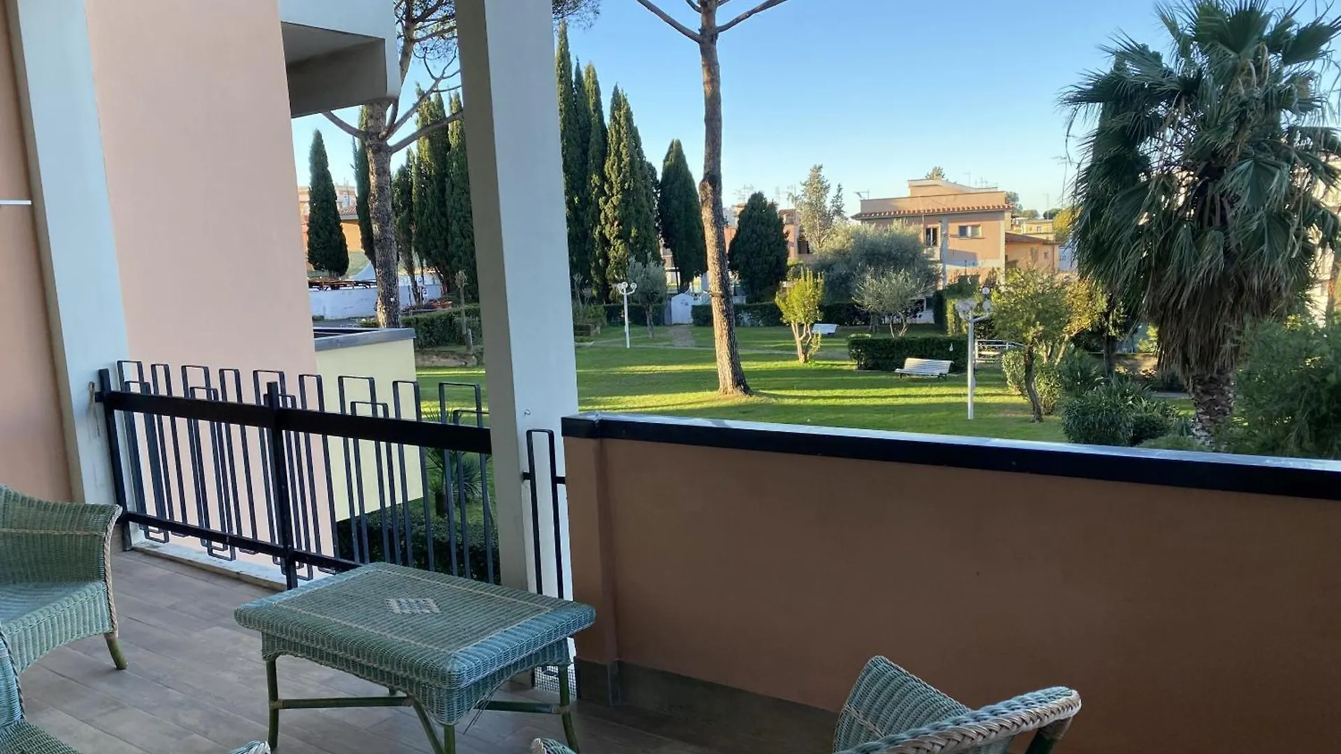 Green House - Parco Tirreno By Ohana Rome Apartment