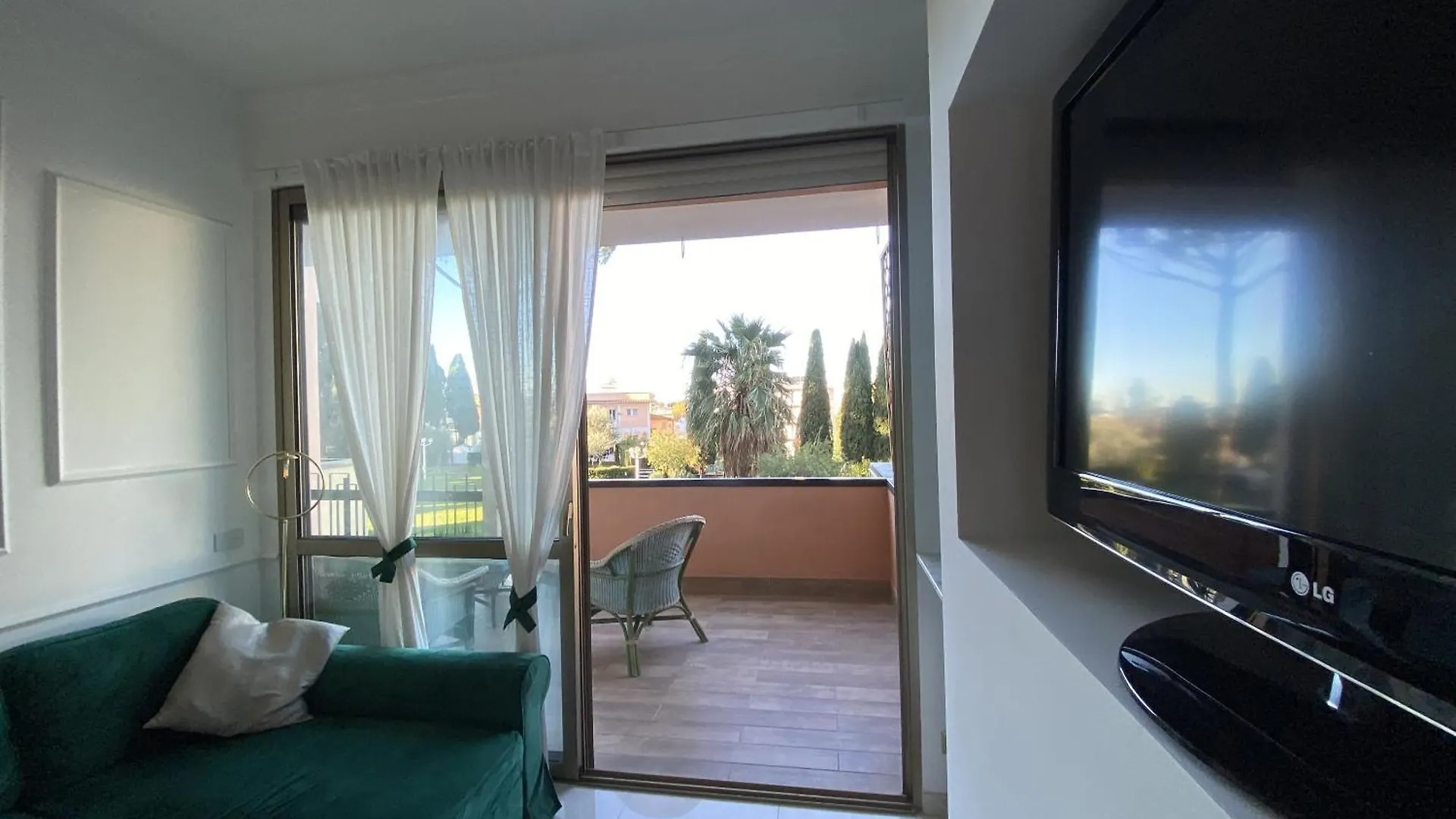 Green House - Parco Tirreno By Ohana Rome Italy